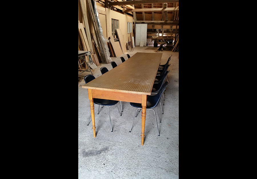 Grande table en hêtre - au péché du mobilier