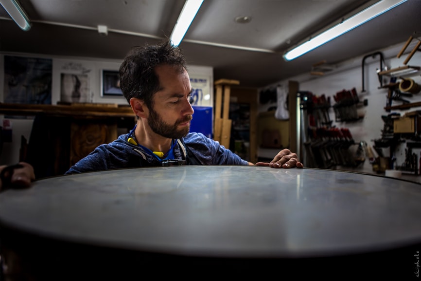 Olivier Kilchoer - Restaurateur d'antiquités et mobilier design vintage membre GREM à Fribourg