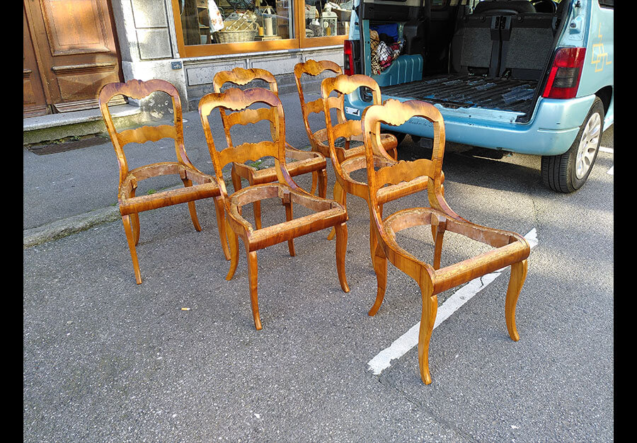 6 chaises d'Yverdon, En noyer - vue 2