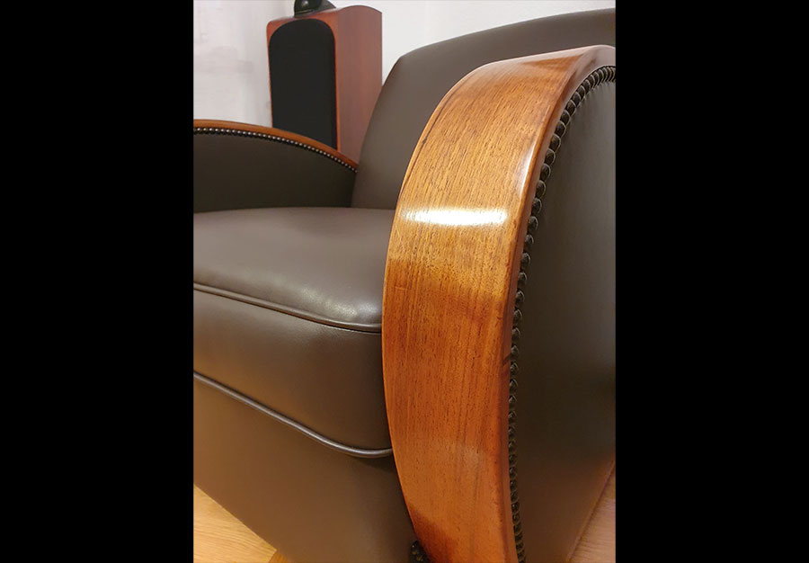 Paire de fauteuils club, En noyer - vue 9