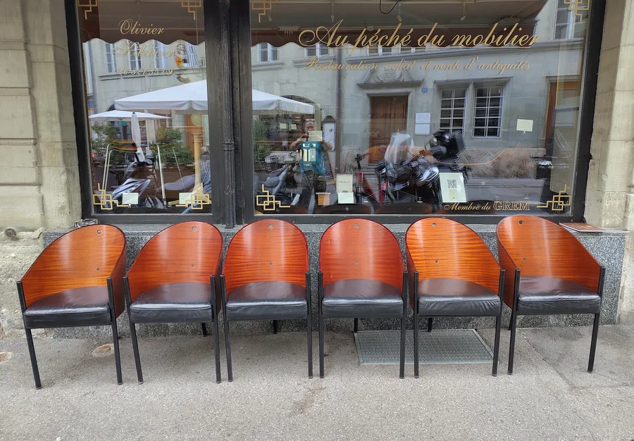 Série de 6 fauteuils Costes en acajou, Philippe Starck - vue 1