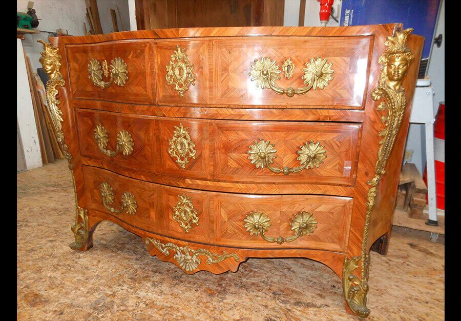 Commode, Régence - vue 2