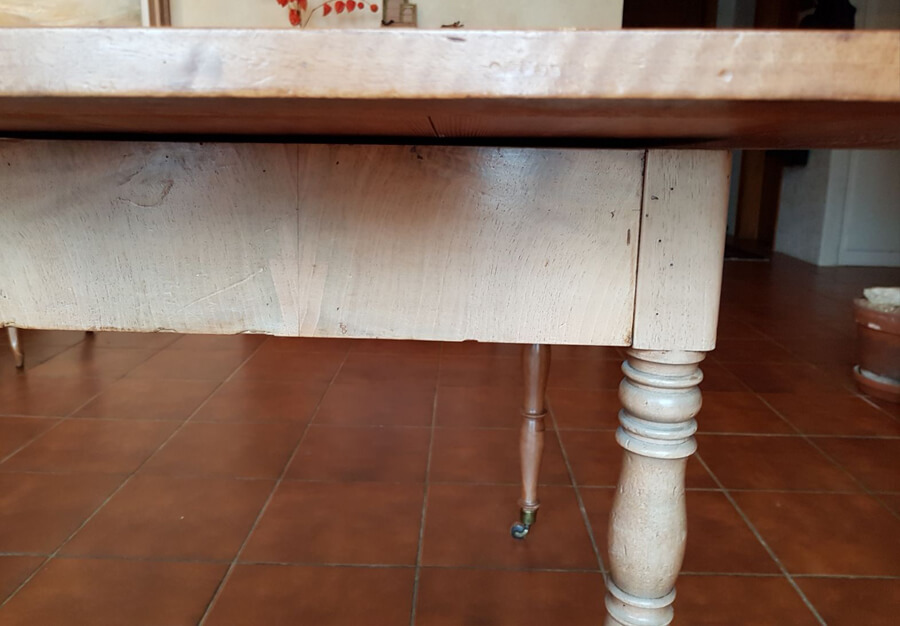 table porte-feuille, En noyer - vue 3