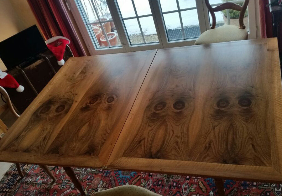 table porte-feuille, En noyer - vue 22