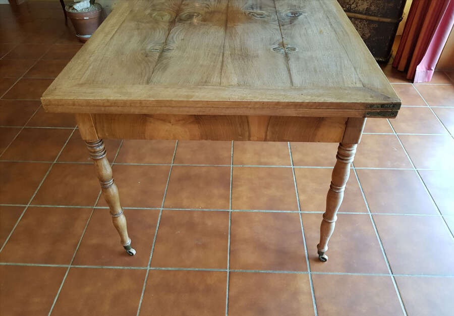 table porte-feuille, En noyer - vue 6